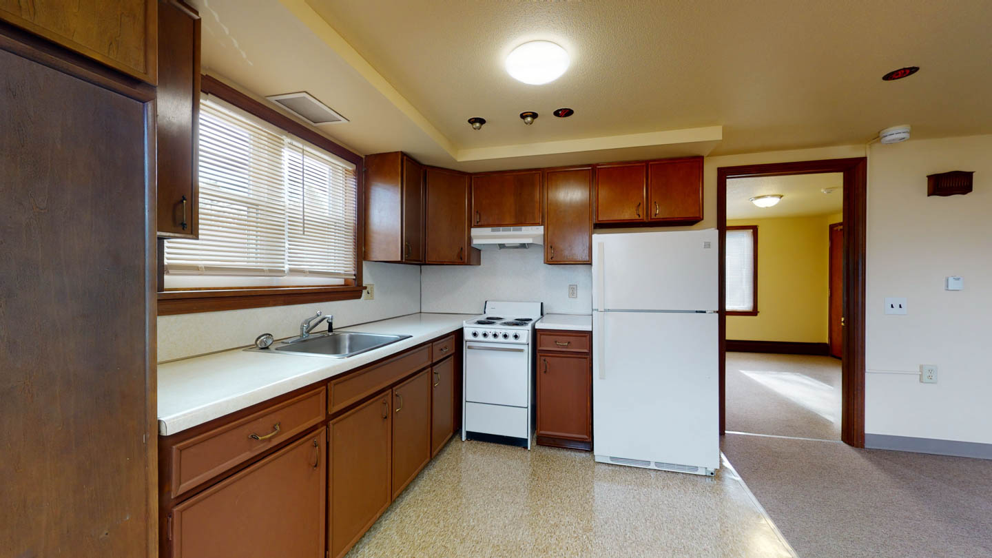 Oxford Place Apartments kitchen cabinets